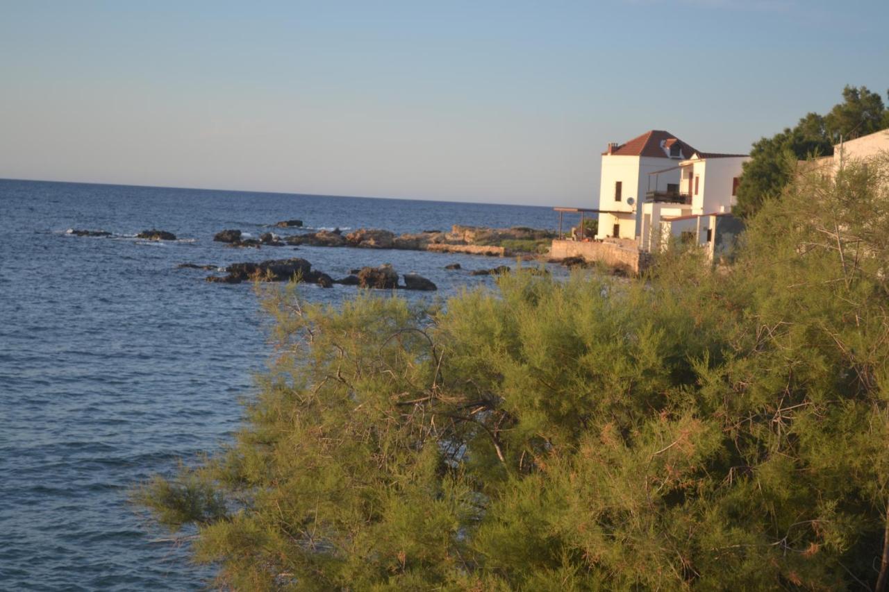 Alexandra'S Garden Houses Stalos Luaran gambar